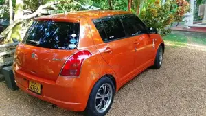 Suzuki Swift Beetle 2004 Car (Used)