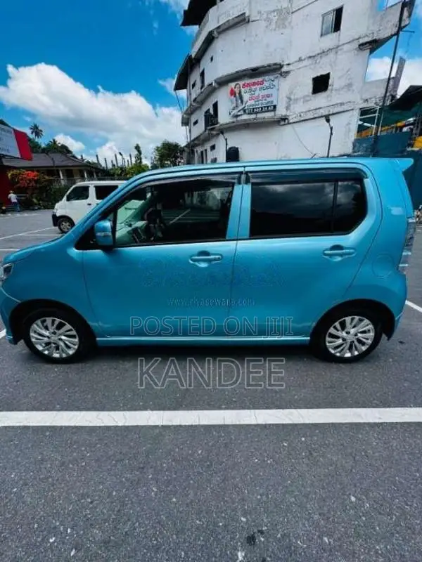 Suzuki Wagon R FZ 2014 Car (Used)