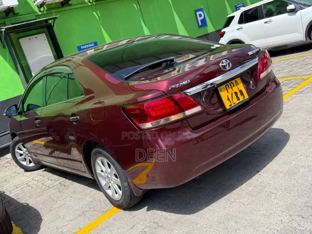 Toyota Premio 2017 Car (Used)