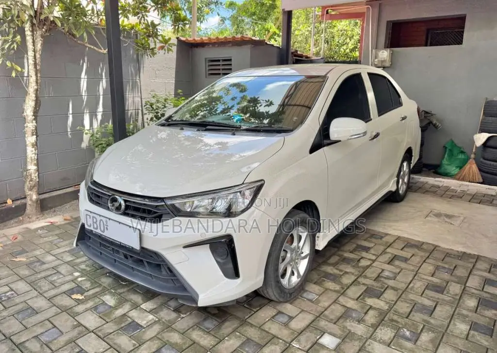 Perodua Bezza 2025 Car (Used)