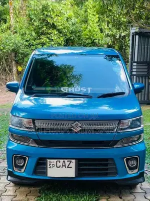 Suzuki Wagon R FZ 2017 Car (Used)