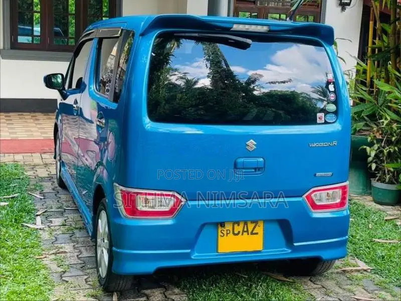 Suzuki Wagon R FZ 2017 Car (Used)