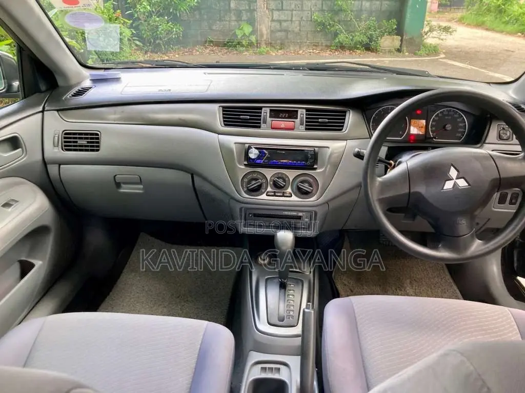 Mitsubishi Lancer 2011 Car (Used)