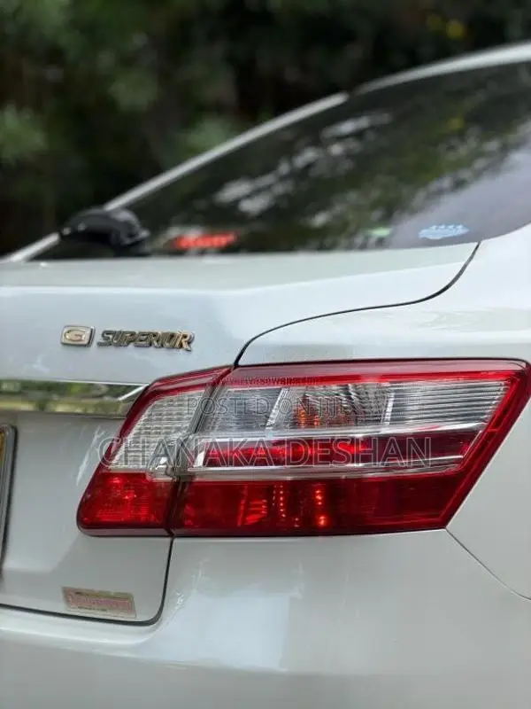 Toyota Premio 2013 Car (Used)