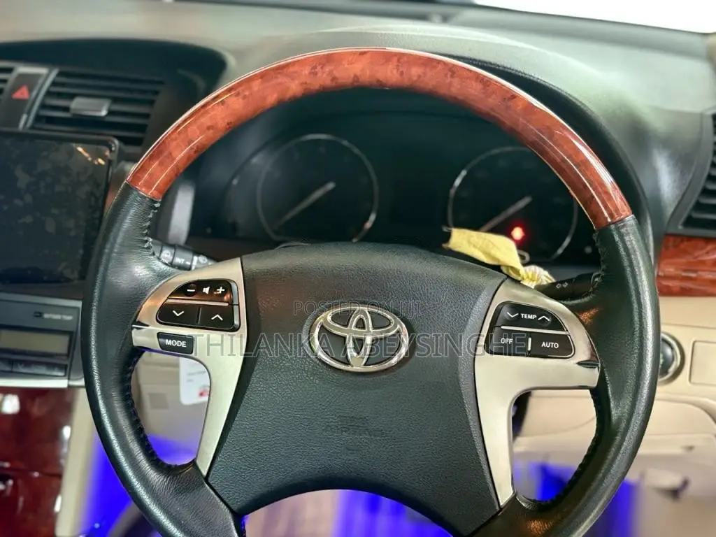 Toyota Premio 2013 Car (Used)