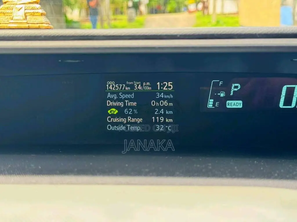 Toyota Aqua 2014 Car (Used)