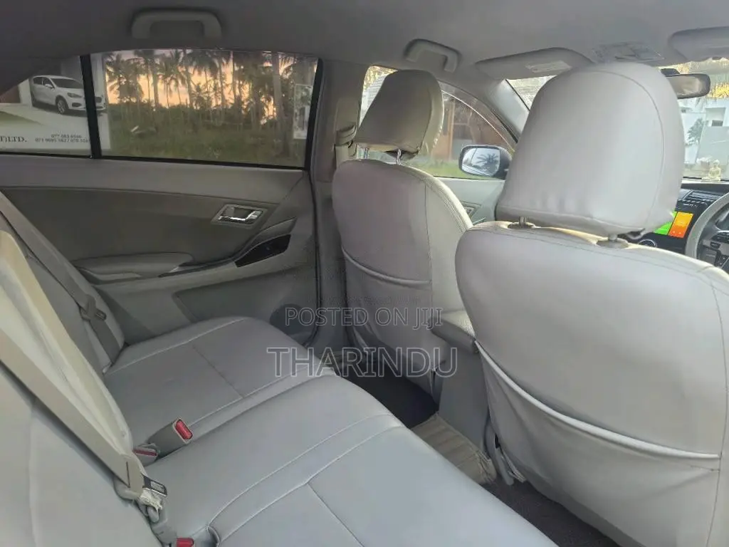 Toyota Premio 2011 Car (Used)