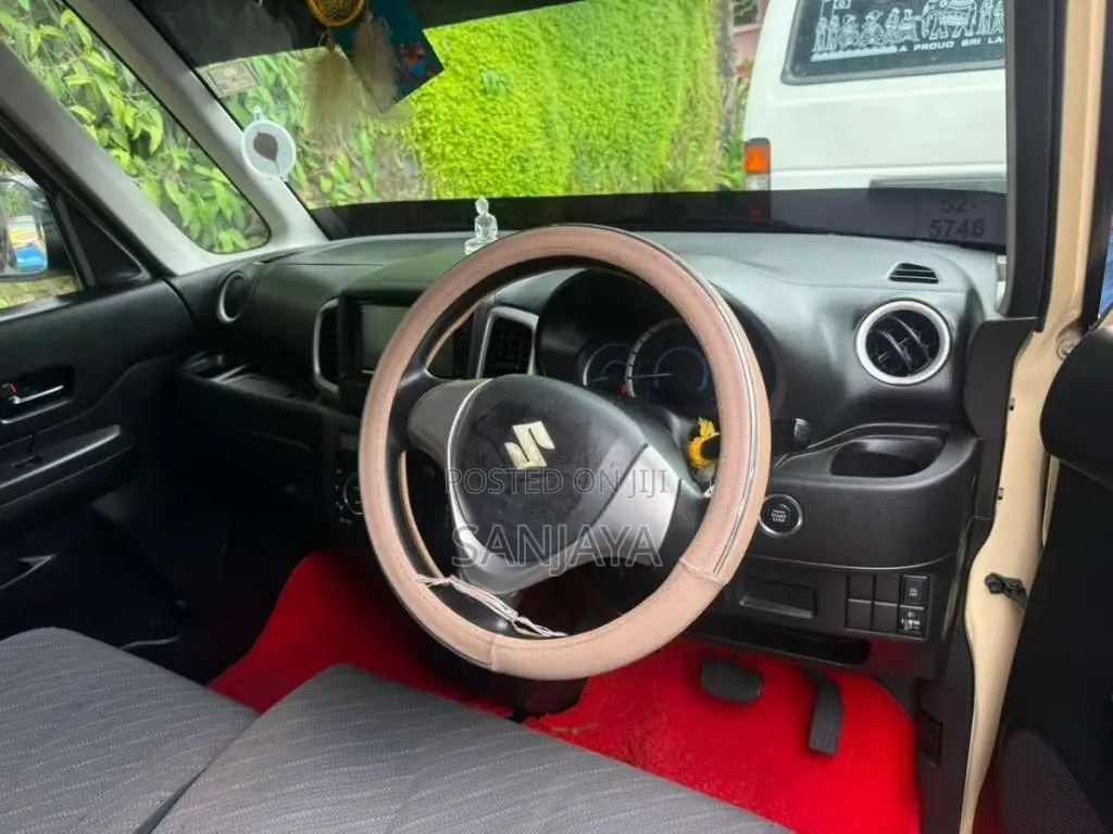 Suzuki Spacia 2017 Car (Used)