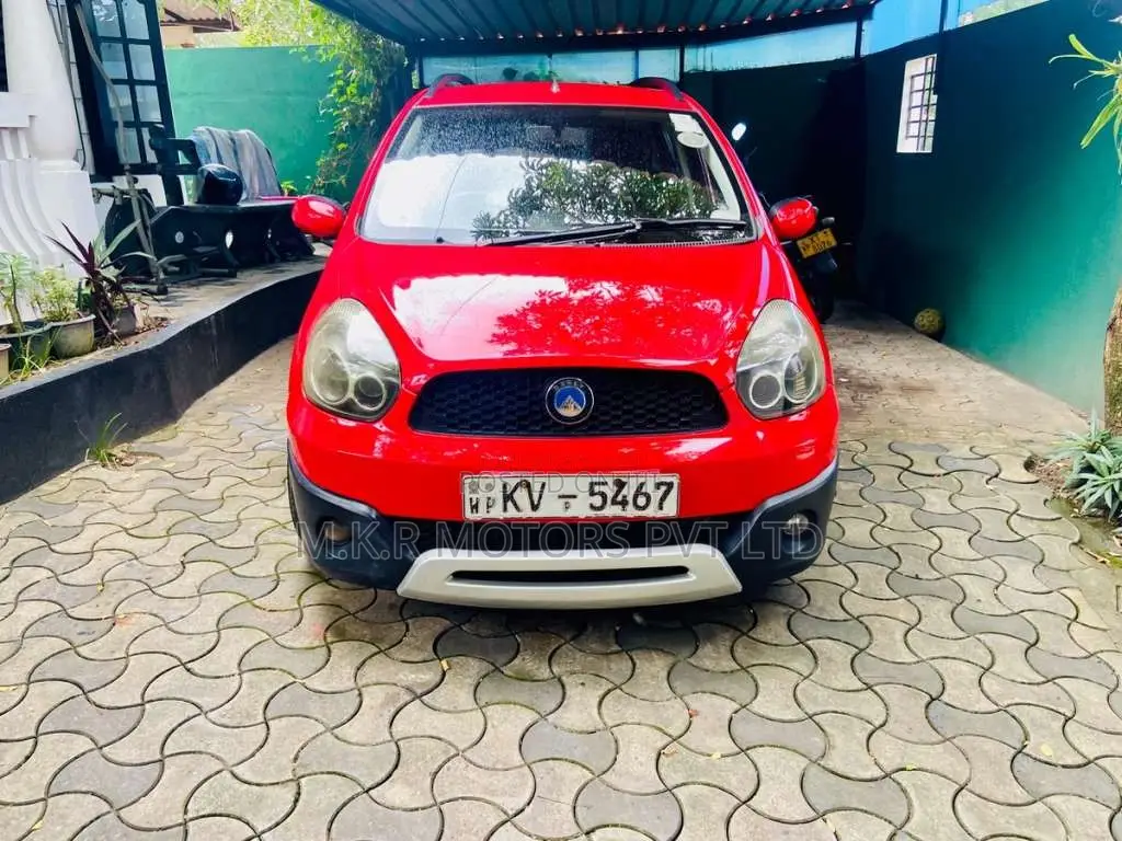 Micro Panda Cross 2013 Car (Used)
