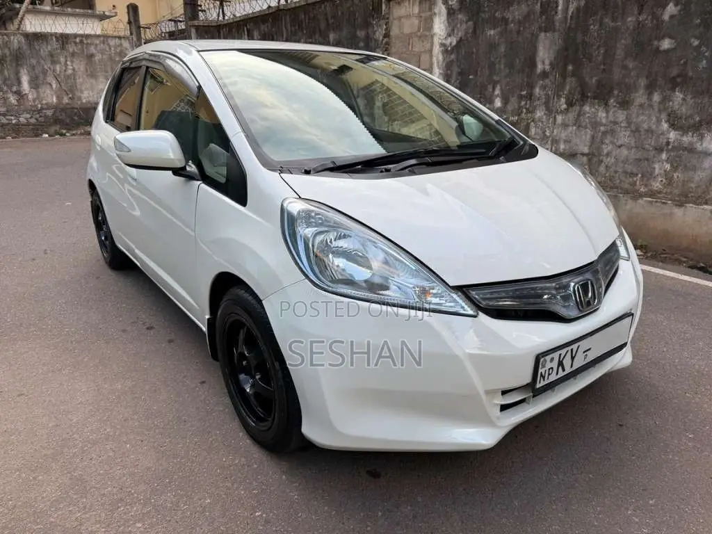 Honda Fit Gp1 2012 Car (Used)