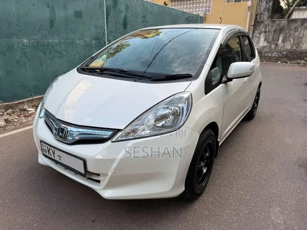 Honda Fit Gp1 2012 Car (Used)