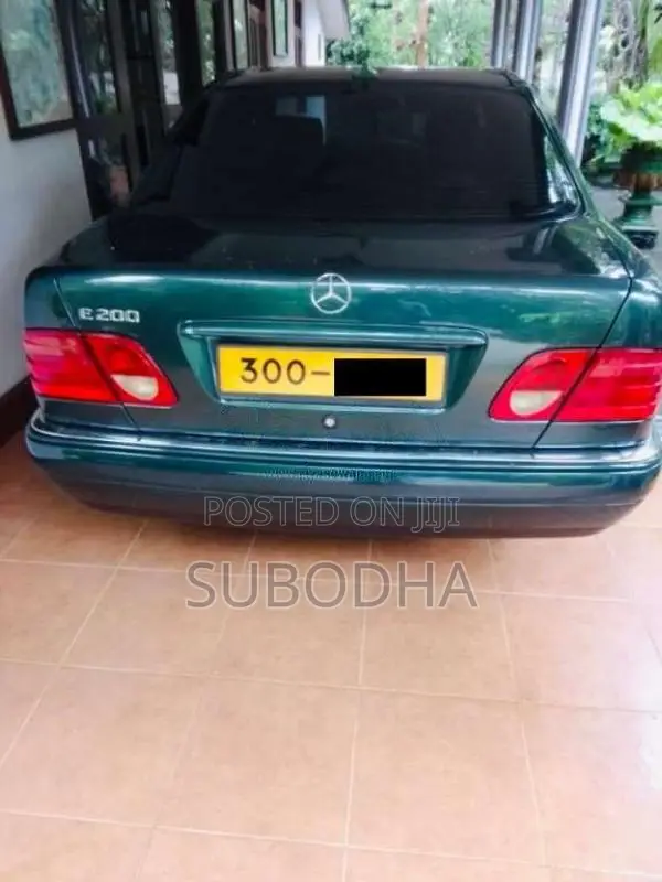 Mercedes-Benz W210 1997 Car (Used)