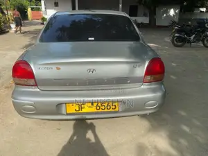 Hyundai Sonata 2004 Car (Used)