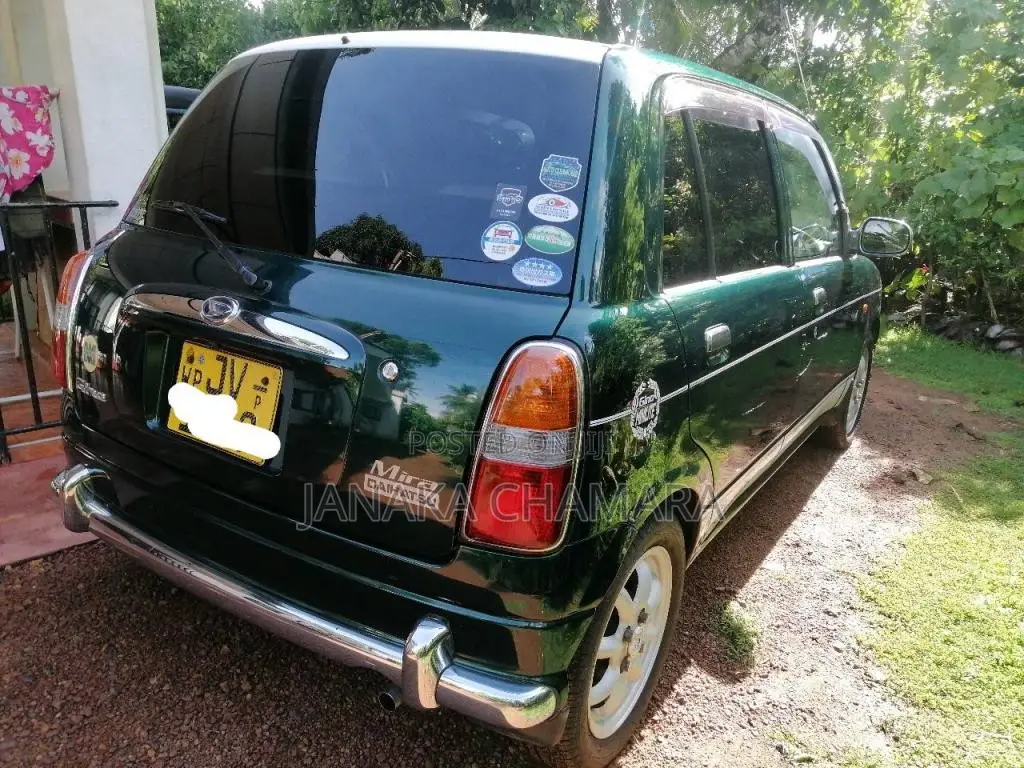 Daihatsu Mira Gino 2004 Car (Used)