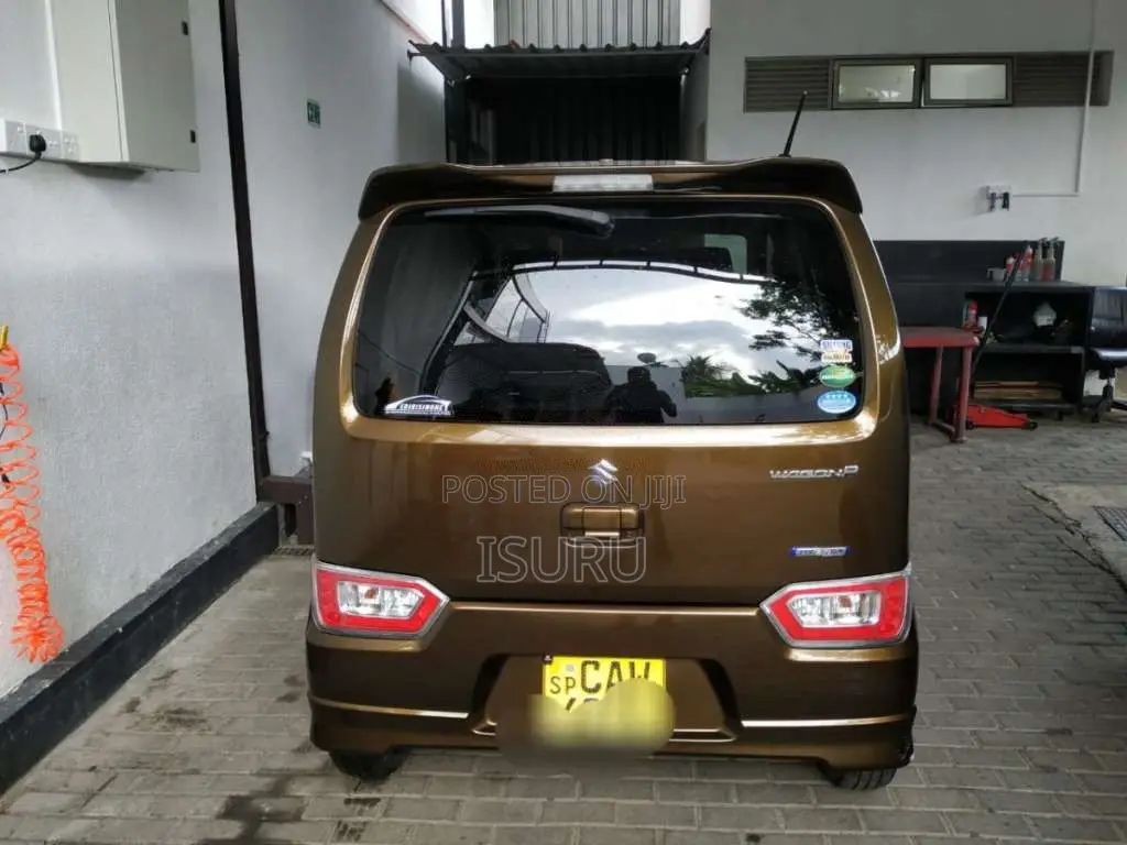 Suzuki Wagon R FZ 2017 Car (Used)