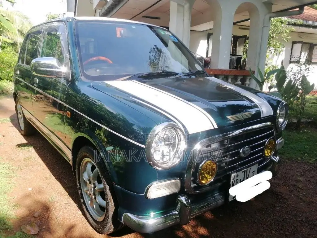 Daihatsu Mira Gino 2004 Car (Used)