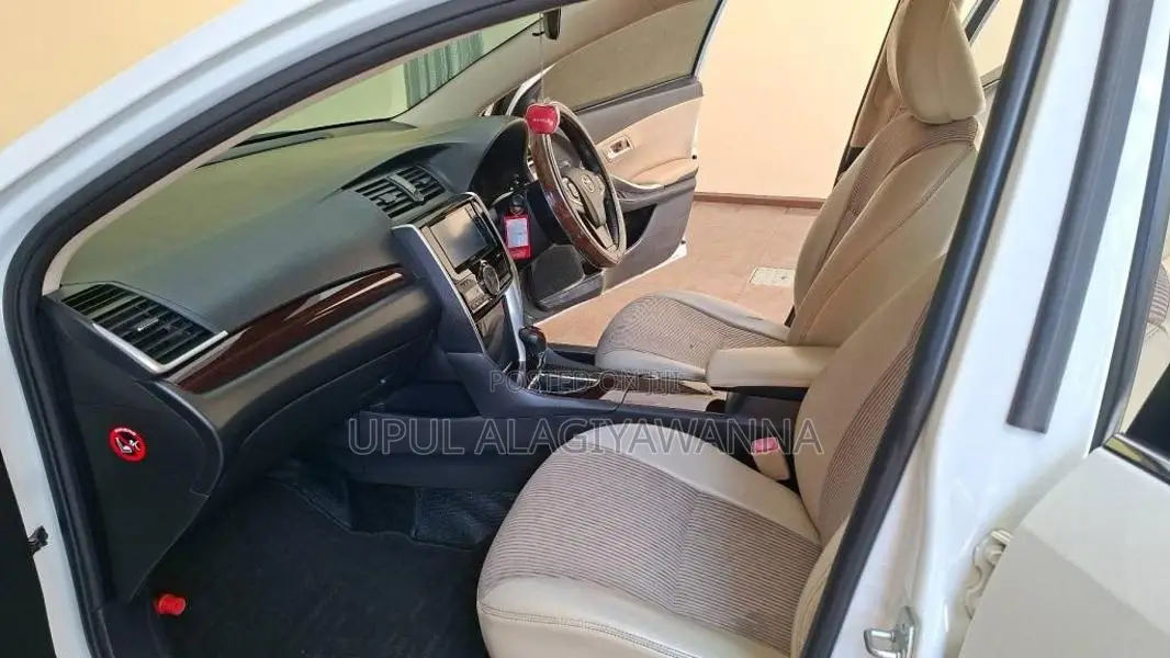Toyota Premio 2017 Car (Used)