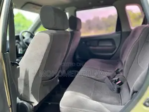 Suzuki Swift 2004 Car (Used)