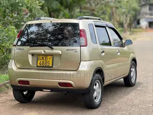 Suzuki Swift 2004 Car (Used)