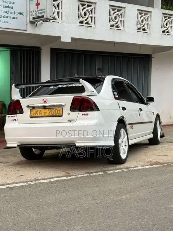 Honda Civic Es8 2005 Car (Used)