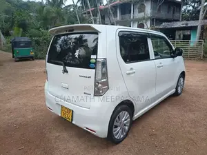 Suzuki Wagon R FZ 2014 Car (Used)