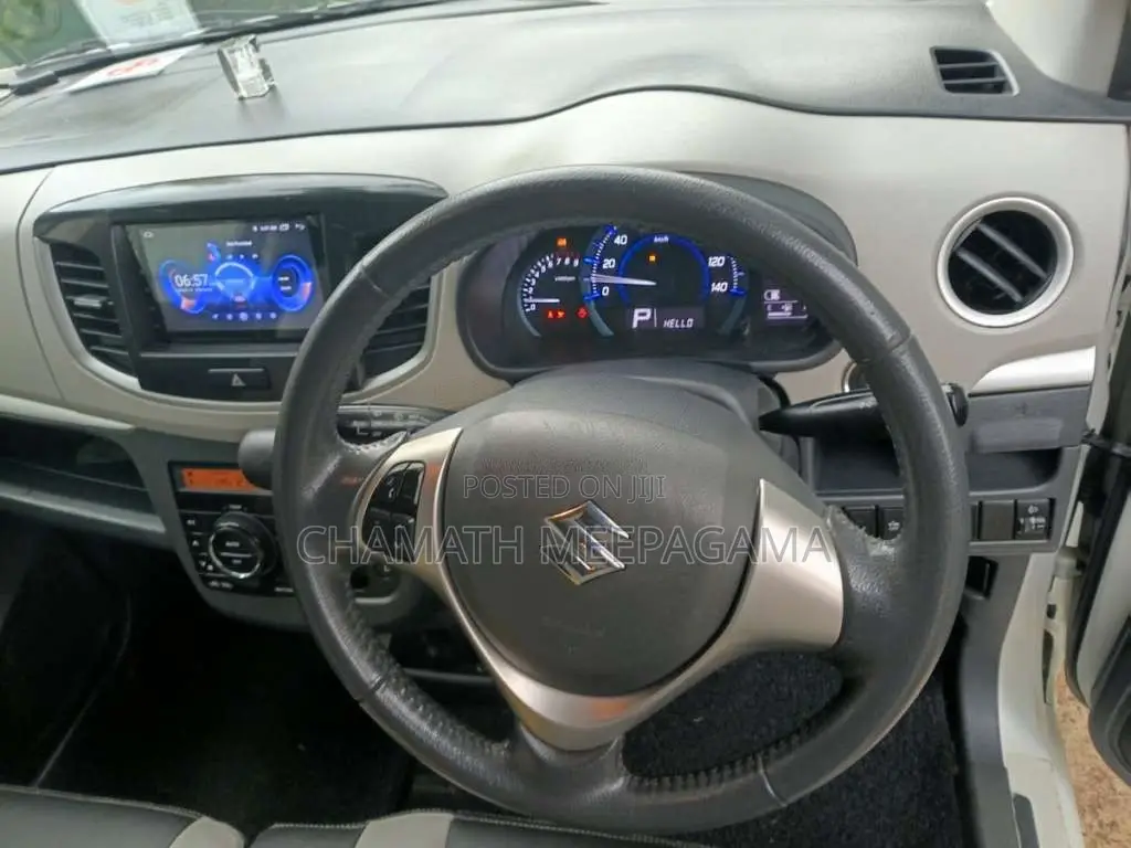 Suzuki Wagon R FZ 2014 Car (Used)