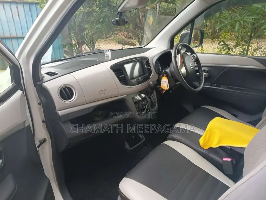 Suzuki Wagon R FZ 2014 Car (Used)