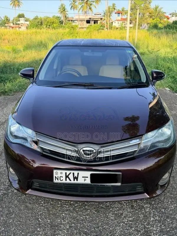 Toyota Axio NZE 161 2013 Car (Used)