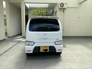 Suzuki Wagon R Stingray 2018 Car (Used)