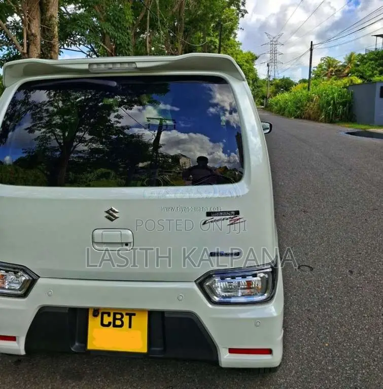 Suzuki Wagon R Custom ZX 2025 Car (Used)