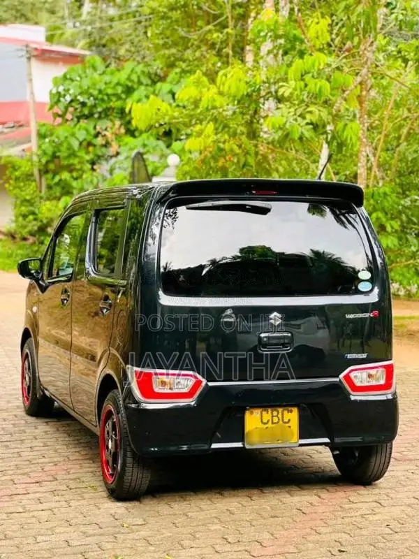 Suzuki Wagon R FZ 2017 Car (Used)