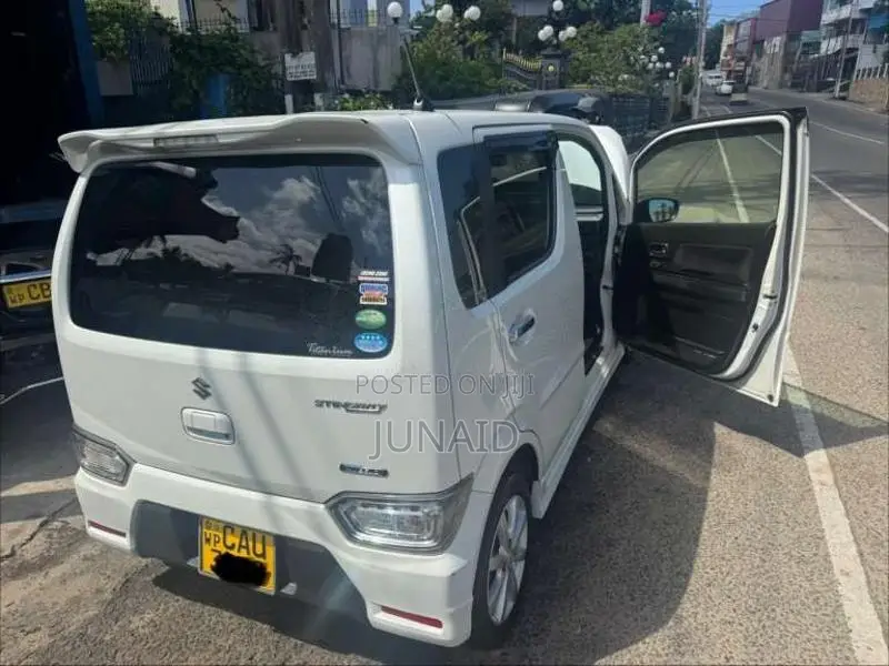Suzuki Wagon R Stingray 2017 Car (Used)