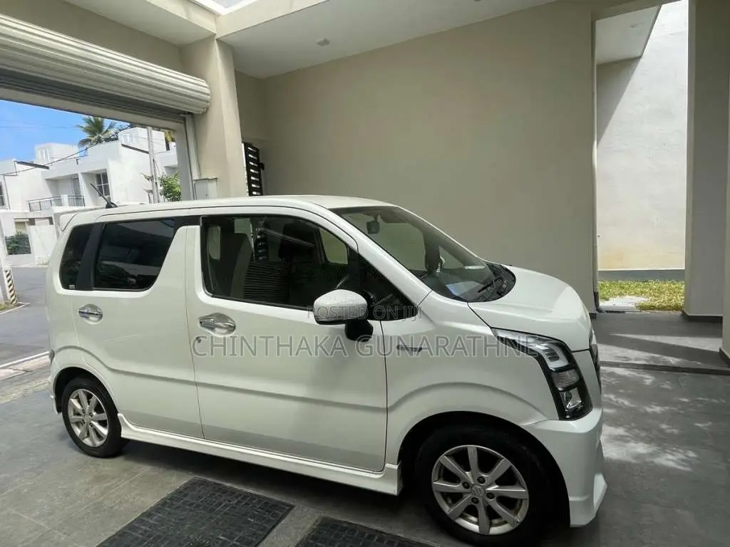 Suzuki Wagon R Stingray 2018 Car (Used)