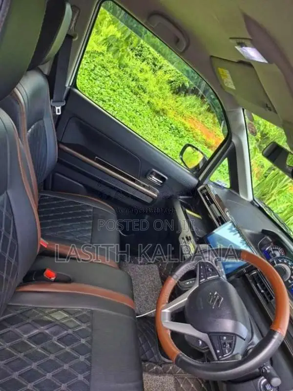 Suzuki Wagon R Custom ZX 2025 Car (Used)