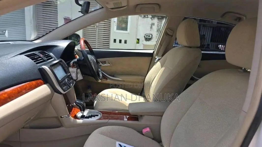 Toyota Premio G Superior 2013 Car (Used)