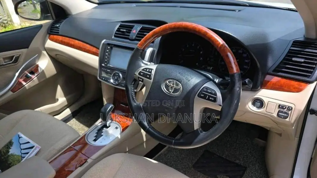 Toyota Premio G Superior 2013 Car (Used)