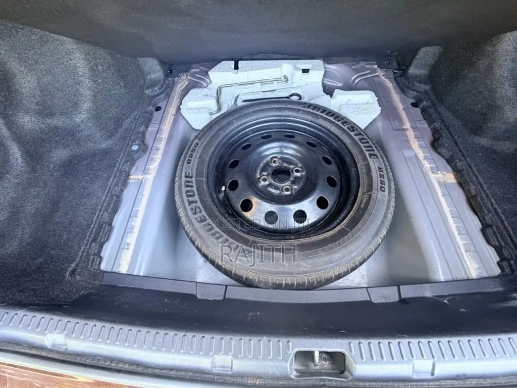Toyota Axio NZE 161 2013 Car (Used)