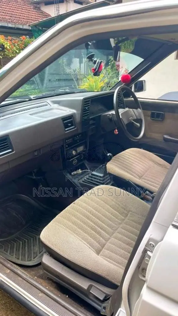 Nissan Trad Sunny HB12 1987 Car (Used)