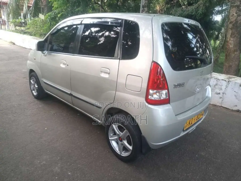 Suzuki Estilo 2010 Car (Used)