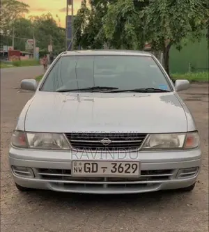 Nissan Sunny FB14 2001 Car (Used)