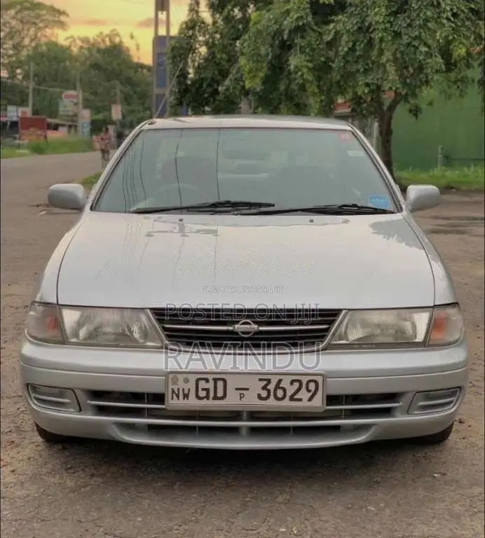 Nissan Sunny FB14 2001 Car (Used)