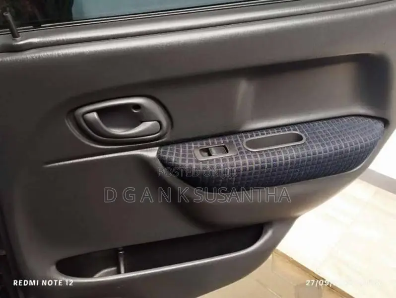 Suzuki Swift 2002 Car (Used)