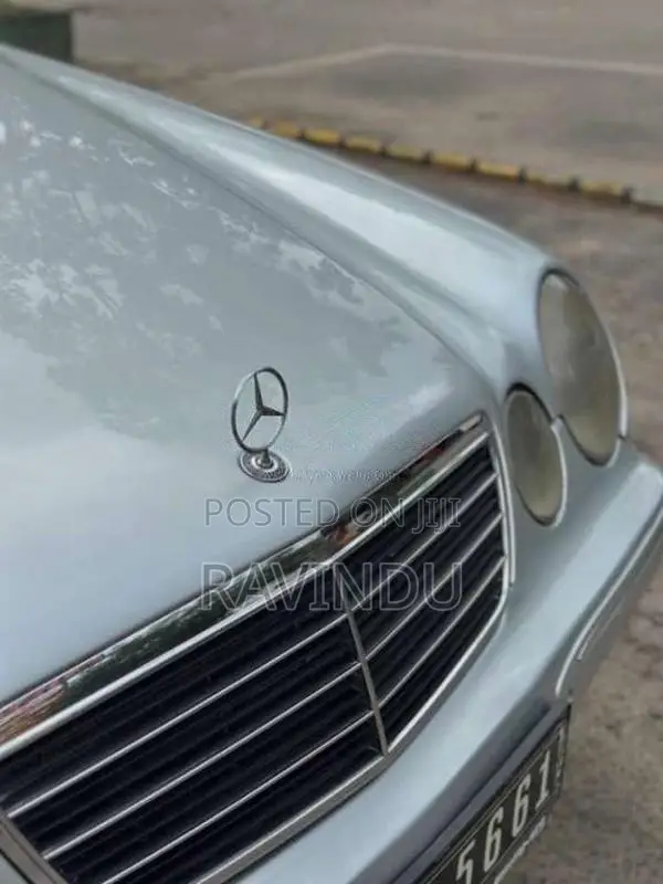 Mercedes-Benz W210 Elegance 2001 Car (Used)