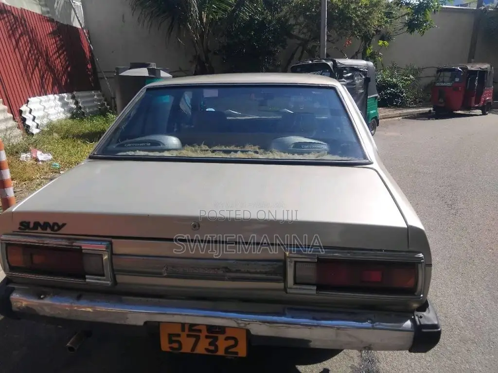 Nissan Nissan 1980 Car (Used)