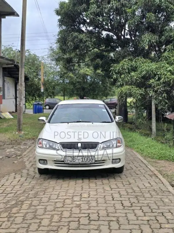 Nissan N16 2001 Car (Used)