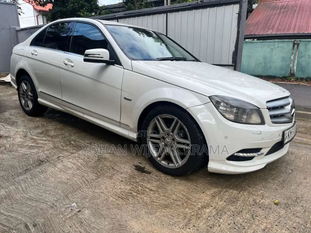 Mercedes-Benz C180 2010 Car (Used)