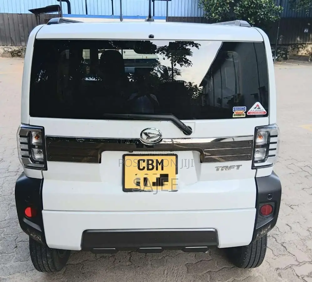 Daihatsu TAFT G Dark Crome 2023 Car (Used)