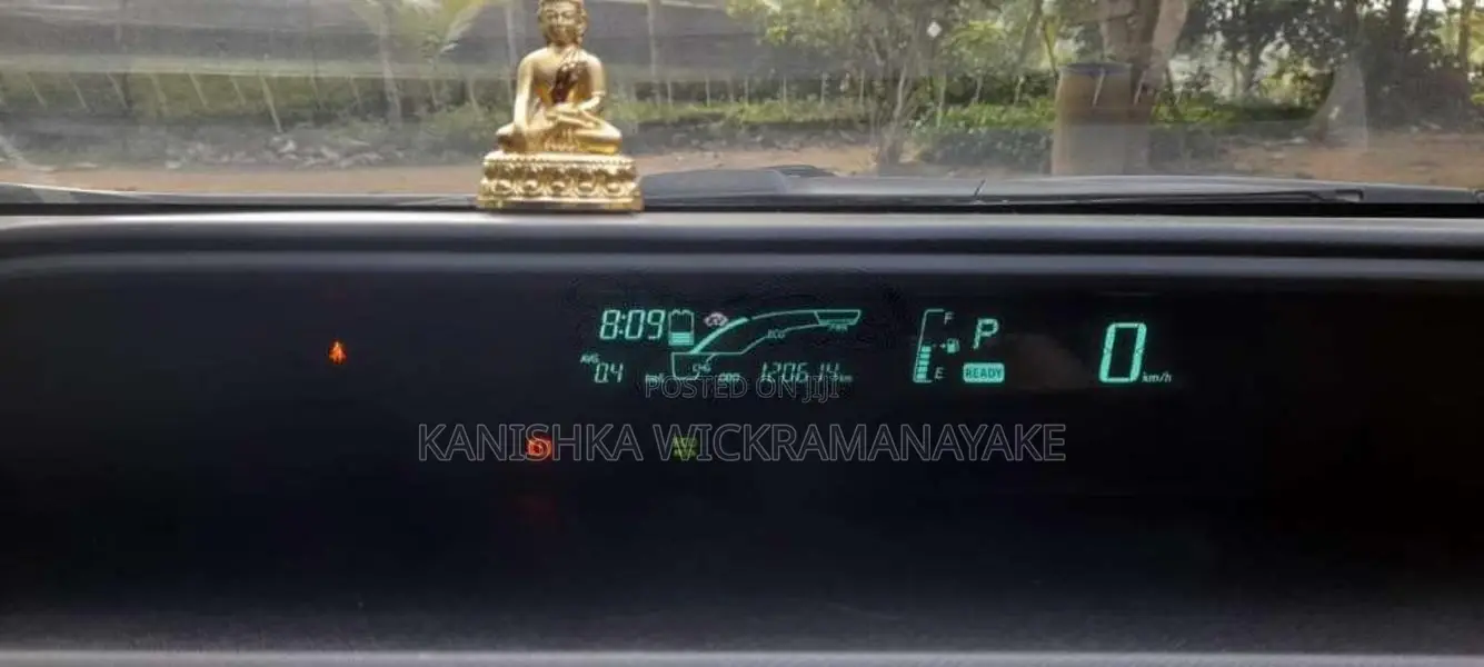 Toyota Aqua 2013 Car (Used)