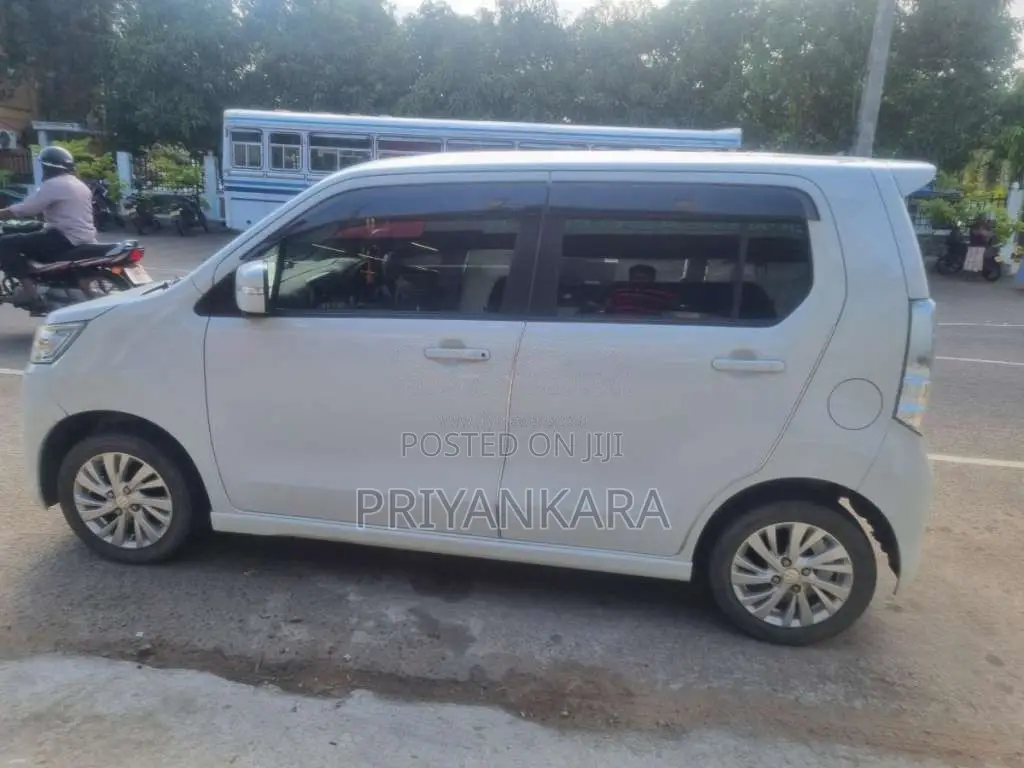 Suzuki Wagon R Stingray 2016 Car (Used)