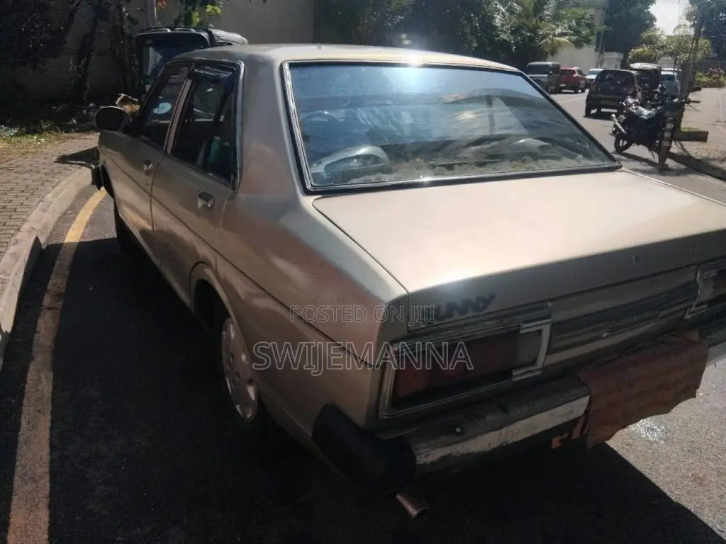 Nissan Nissan 1980 Car (Used)